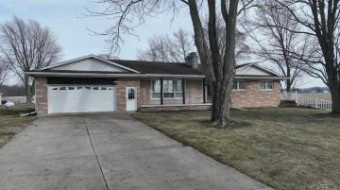 16513 Gasper Chesaning, MI 48616