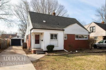 20442 Lancaster Harper Woods, MI 48225