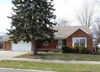 18247 Stephens Eastpointe, MI 48021