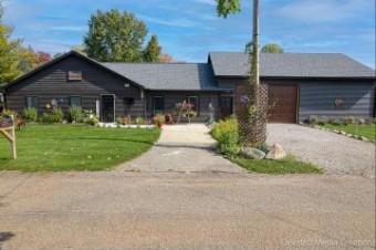 113 Brad N Chris Houghton Lake, MI 48629