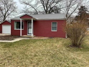 332 Longview Midland, MI 48642