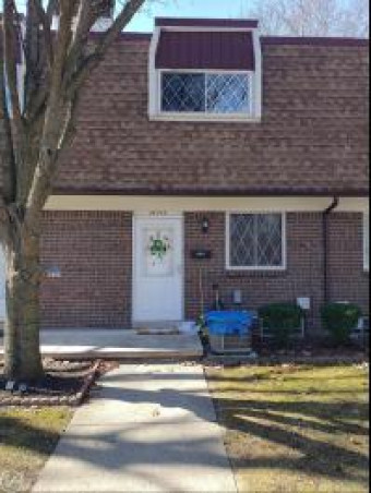 37073 E Aragona Clinton Township, MI 48036