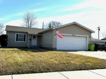 25124 Fern Roseville, MI 48066