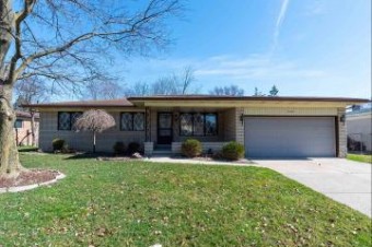 5118 Dayton Troy, MI 48085