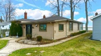 5463 South Channel Harsens Island, MI 48028