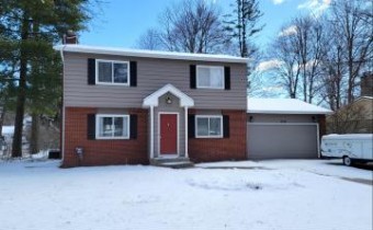 3714 Fuller Midland, MI 48642