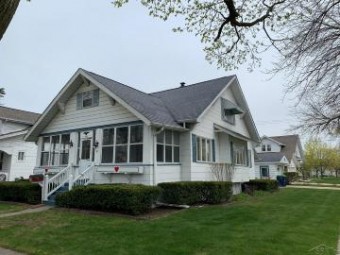 725 S Lincoln Bay City, MI 48708