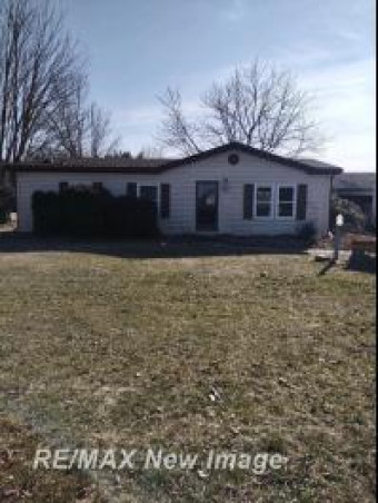 3188 E Gordonville Midland, MI 48640