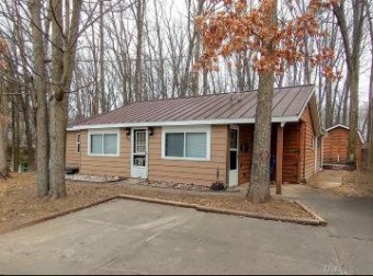 513 Ithaca Harrison, MI 48625