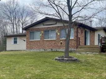 4158 Scott Gladwin, MI 48624