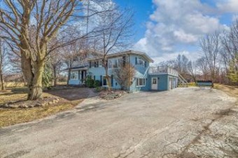 6807 W Freeland Freeland, MI 48623