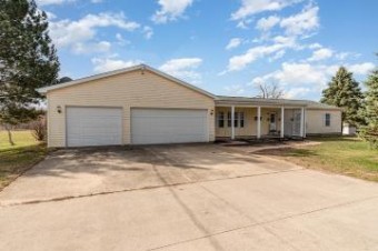 3544 E Laporte Hemlock, MI 48626