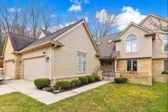 52103 Southview Ridge Macomb, MI 48042