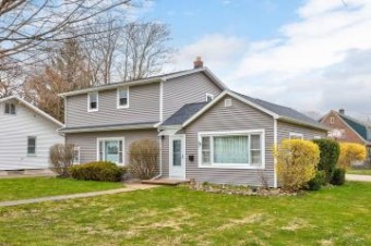 502 Pine Chesaning, MI 48616