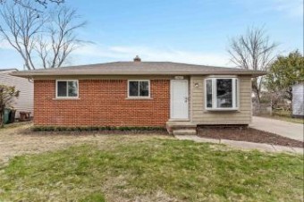 1407 Boyd Troy, MI 48083