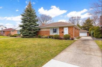 21613 Centennial Saint Clair Shores, MI 48081