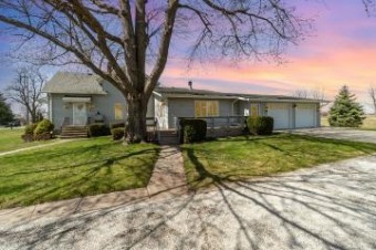 1573 E Beaver Kawkawlin, MI 48631