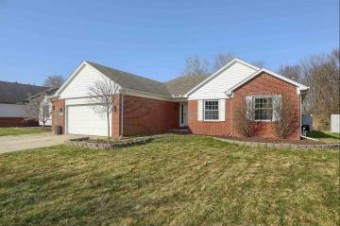 52361 Creek Chesterfield Township, MI 48047