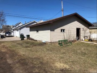 424 S 14th Escanaba, MI 49829