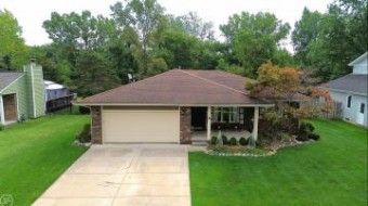 51904 Fox Pointe New Baltimore, MI 48047