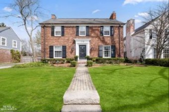 118 Merriweather Grosse Pointe Farms, MI 48236