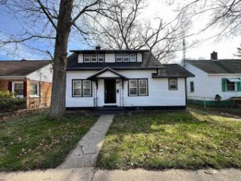 3232 Leahy Muskegon, MI 49444