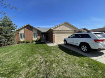 20785 Cueter Clinton Township, MI 48038