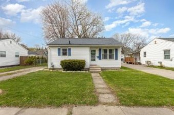 305 36th Bay City, MI 48708