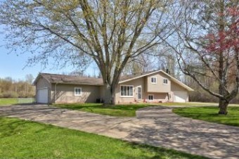 5555 Mcgrandy Bridgeport, MI 48722