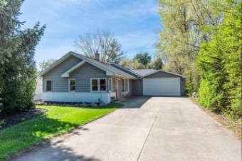 8282 Pacton Shelby Township, MI 48317