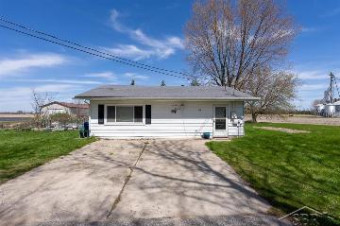 1789 E Cody Estey Pinconning, MI 48650