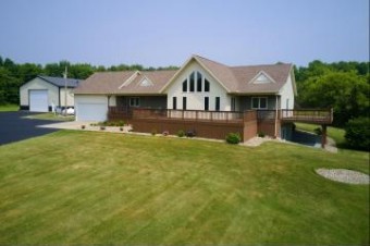 18196 Calvin Hill Street Cassopolis, MI 49031