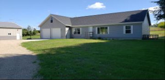 5451 S Kathryn Street Newaygo, MI 49337