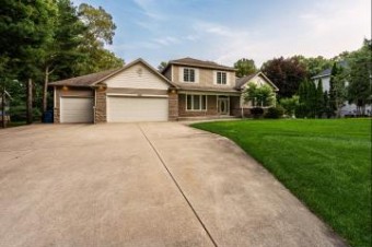 15426 Forest Park Drive Grand Haven, MI 49417