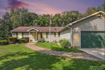 10410 Woodland Drive Jerome, MI 49249