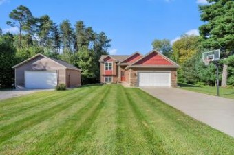 2502 S Chloe Circle Muskegon, MI 49444