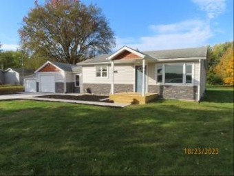 25014 Redfield Street Edwardsburg, MI 49112