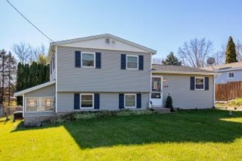 104 Alden Lane East Leroy, MI 49051