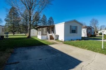 69205 Garver Lake Road 2 Edwardsburg, MI 49112