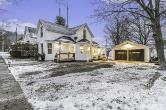 2674 Blair Avenue New Era, MI 49446