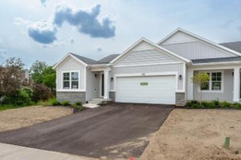 198 Hickory Valley Drive Kalamazoo, MI 49009