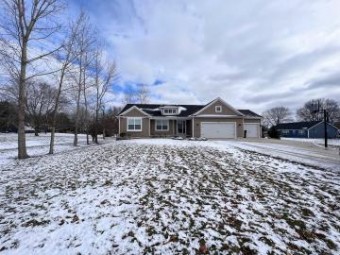 4072 Bender Road Middleville, MI 49333