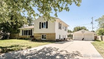 2031 Mary Avenue Muskegon, MI 49444