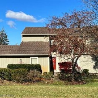 1655 Spruce Drive Commerce Township, MI 48390