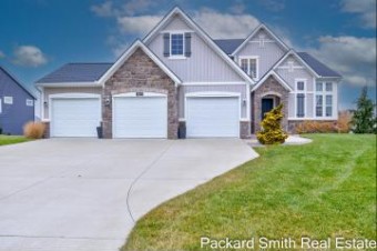 8147 Placid Waters Drive Allendale, MI 49401