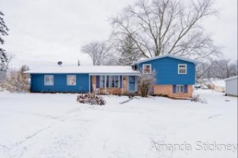 502 W Colfax Street Hastings, MI 49058