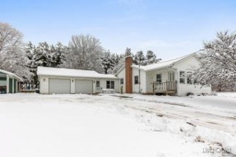 6359 136th Street Sand Lake, MI 49343