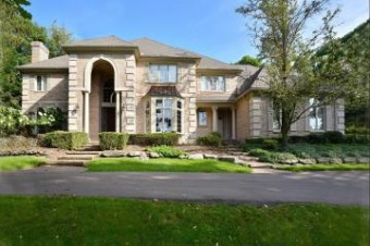 5140 Crest Knolls Court Bloomfield Township, MI 48302