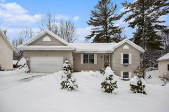 5255 Green Pine Court Se Kentwood, MI 49508