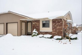 6764 Waterfront Circle Grandville, MI 49418